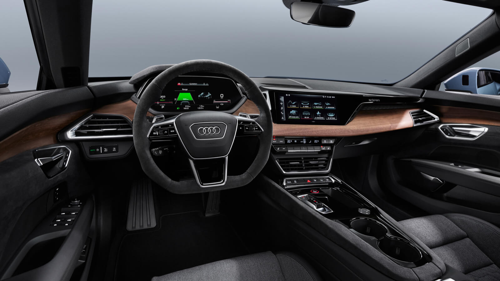 audi-etron-interior-4